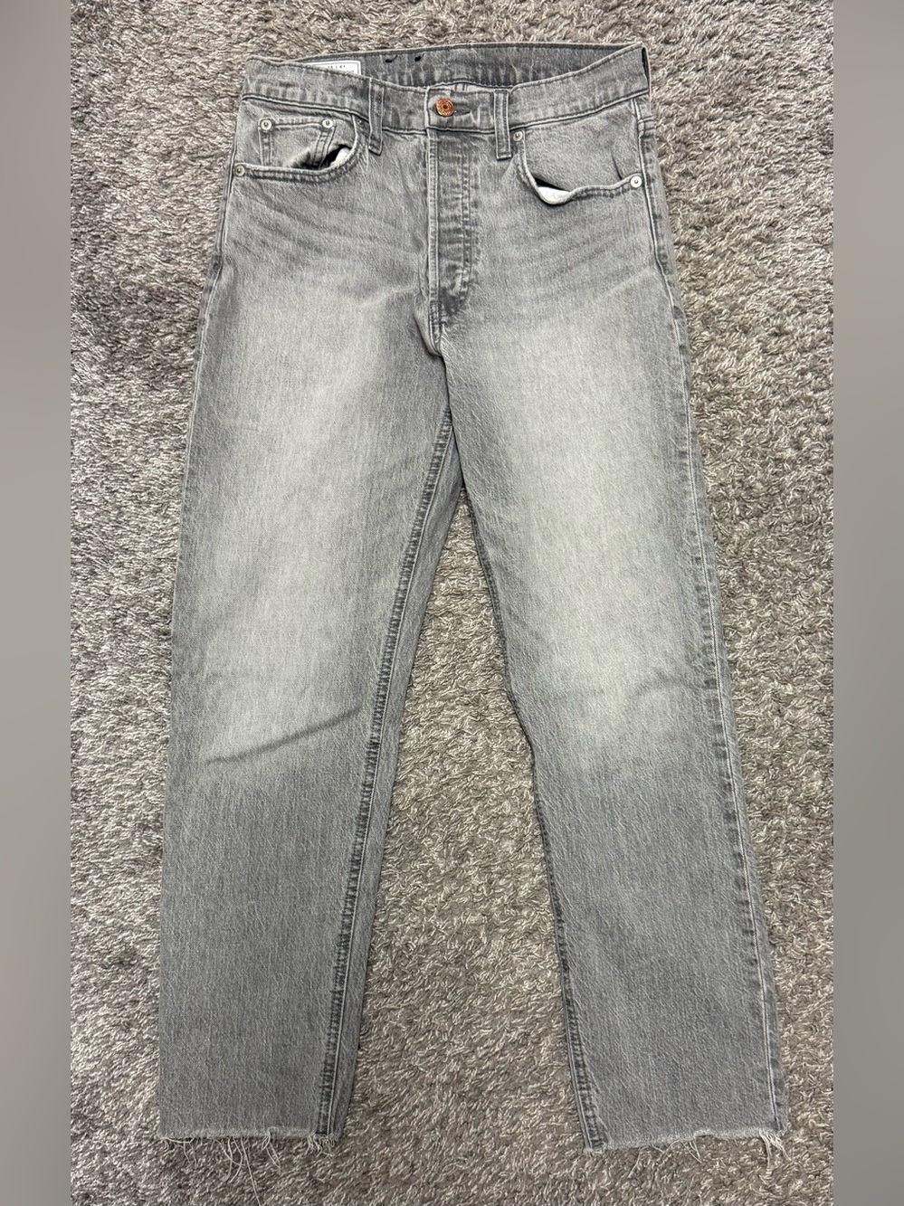 EUC Women’s Gap Denim Cheeky Straight High Rise Light Grey, Size 6/28R